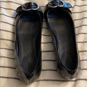 Gucci flats size 38